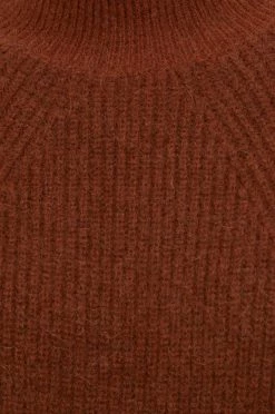 Γυναικεία Χωρίς φερμουάρ Μάλλινο πουλόβερ BOSS χρώμα: καφέ, -Boss Κατάστημα πωλήσεων unnamed file 1606