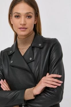 Γυναικεία Κοντά μπουφάν Δερμάτινη ραμονέσκα Boss χρώμα: μαύρο -Boss Κατάστημα πωλήσεων unnamed file 2268