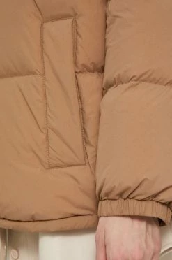 Γυναικεία Κοντά μπουφάν Μπουφάν με επένδυση από πούπουλα Boss χρώμα: μπεζ 13 Γυναικεία Κοντά μπουφάν Μπουφάν με επένδυση από πούπουλα Boss χρώμα: μπεζ -Boss Κατάστημα πωλήσεων unnamed file 2665