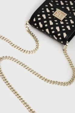 Γυναικεία Θήκες για γυναίκες Θηκη κινητού BOSS μαύρο 10 Γυναικεία Θήκες για γυναίκες Θηκη κινητού BOSS μαύρο -Boss Κατάστημα πωλήσεων unnamed file 816